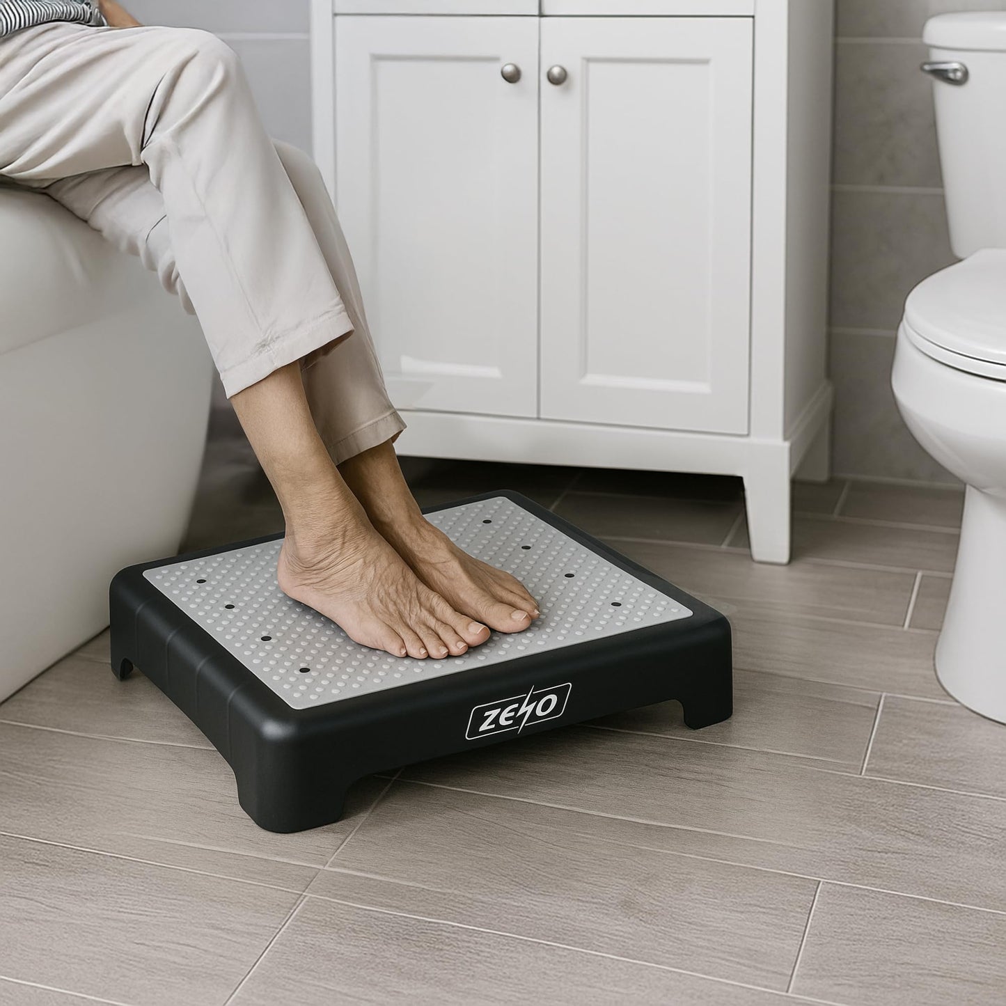 Zeno Half Step Stool