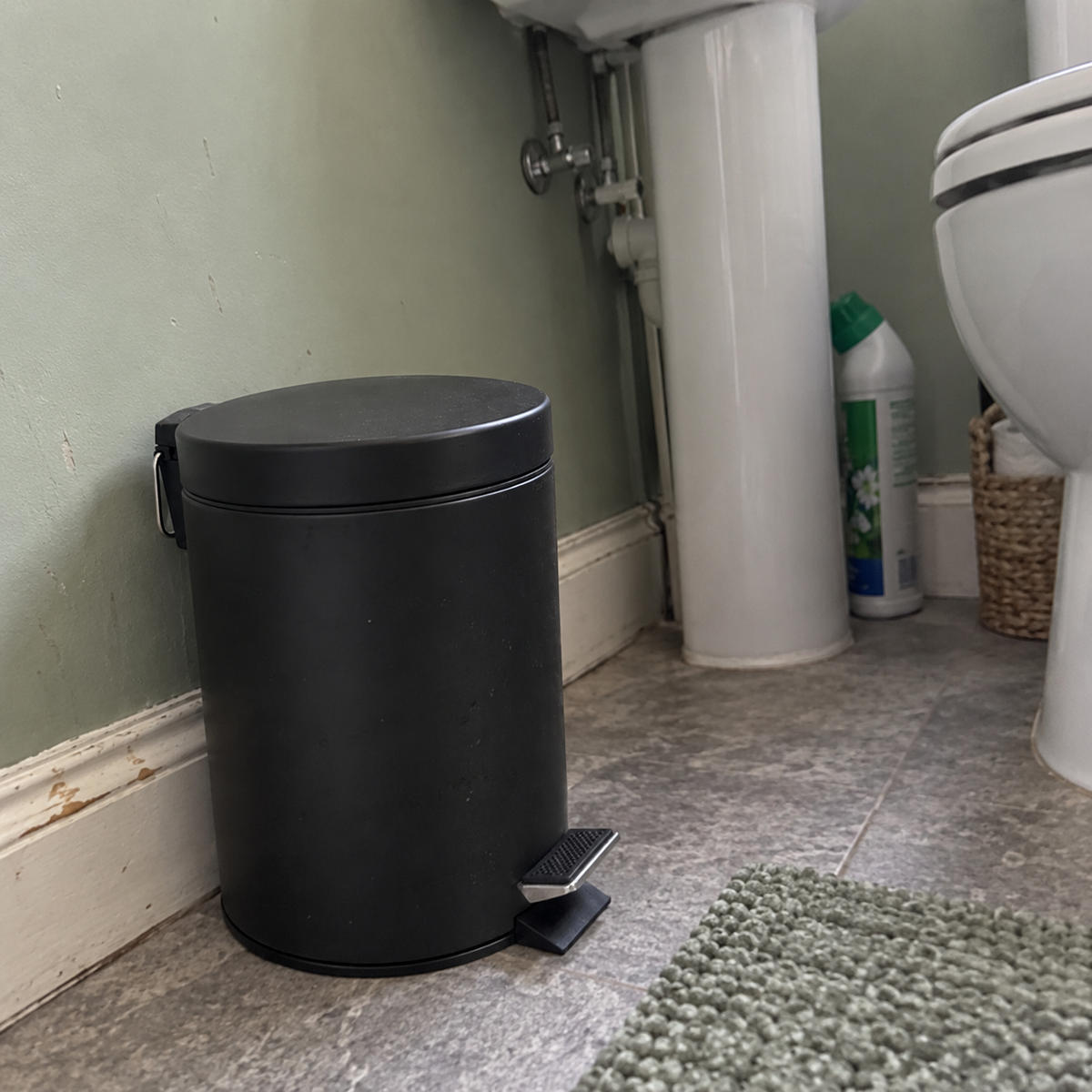 Zeno 3L Matte Black Pedal Bathroom Bin