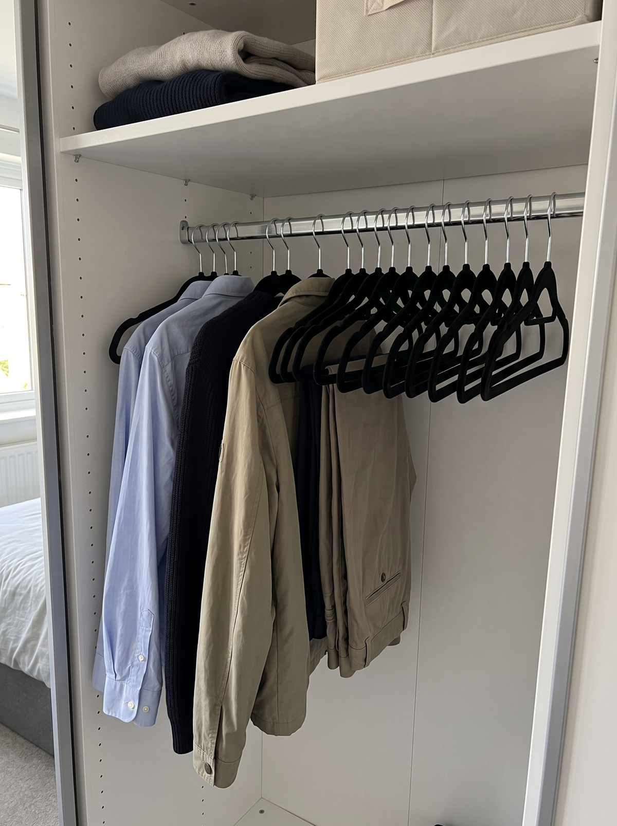 Zeno 50 Pack Black Velvet Hangers