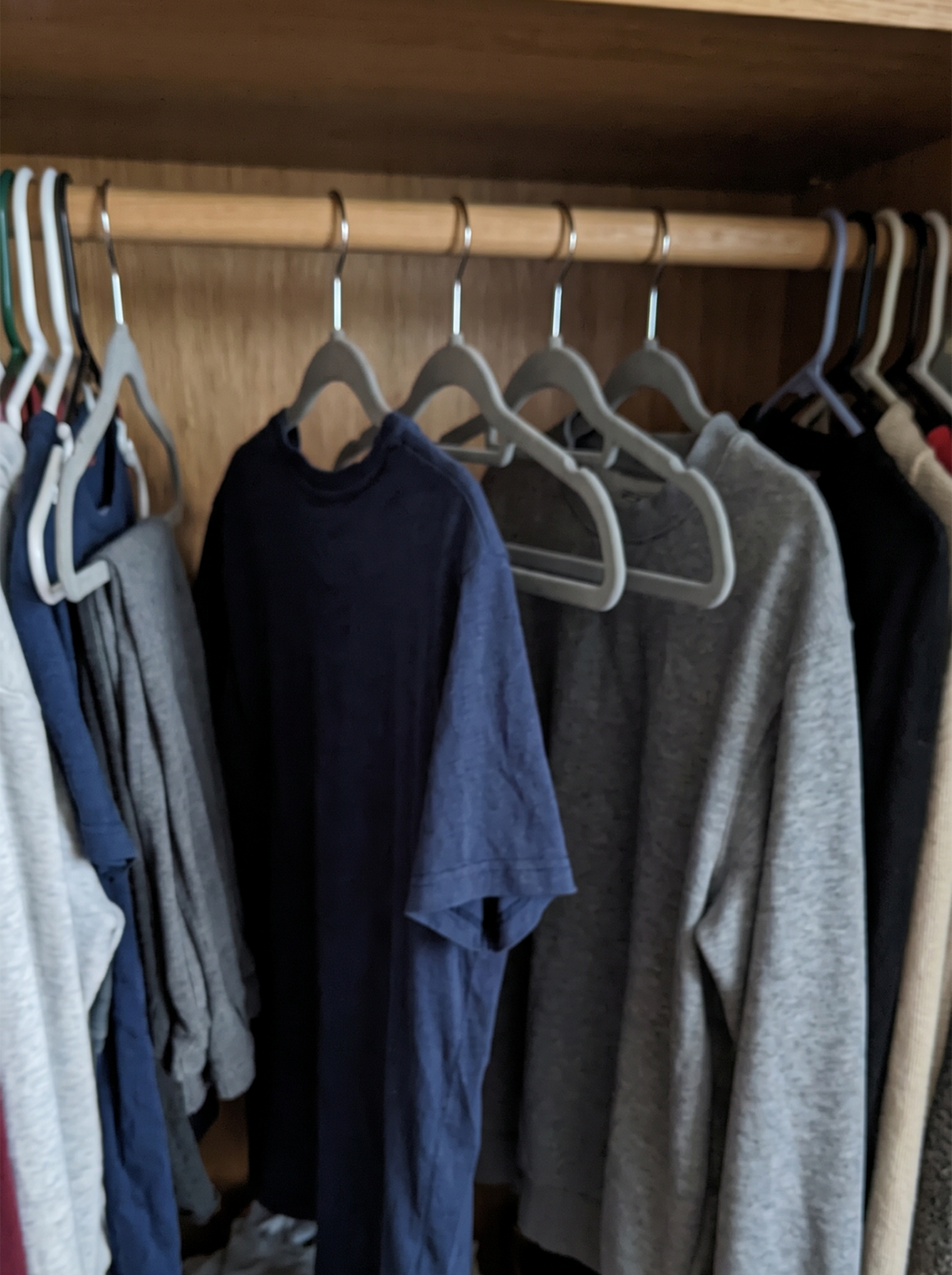 Zeno 20 Pack Grey Velvet Hangers
