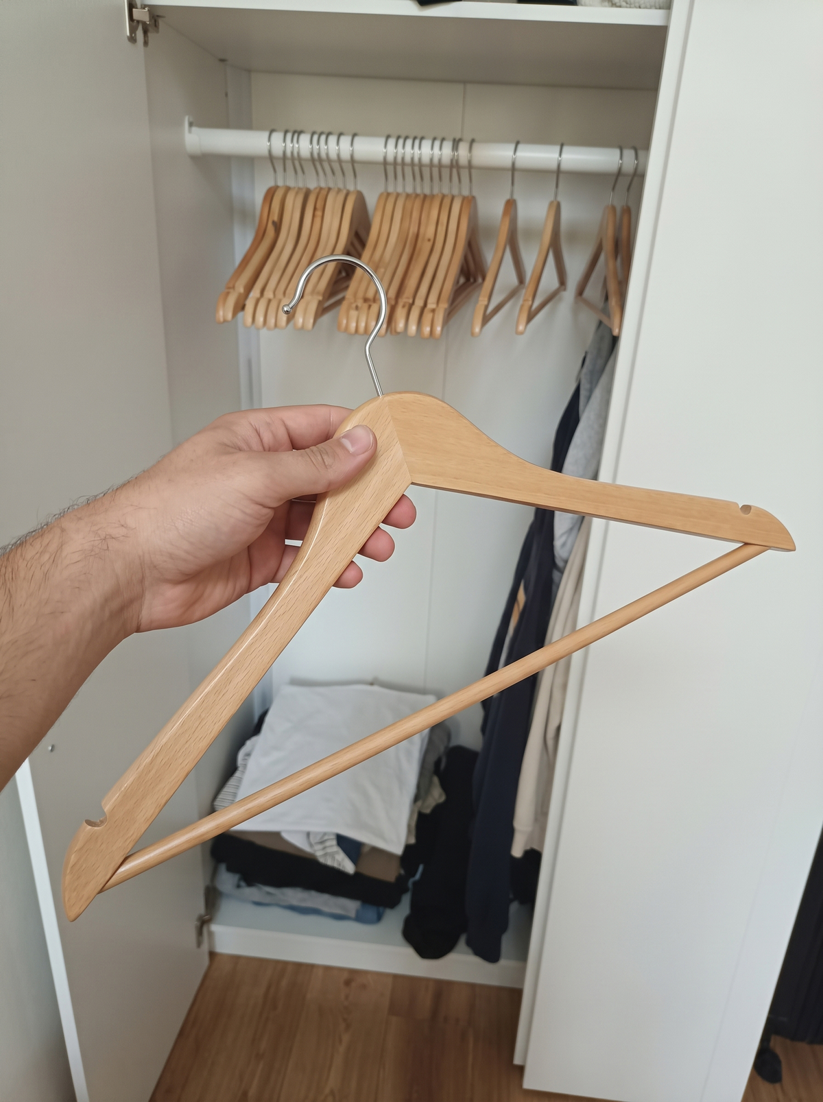 Zeno 20 Pack Natural Wooden Coat Hangers