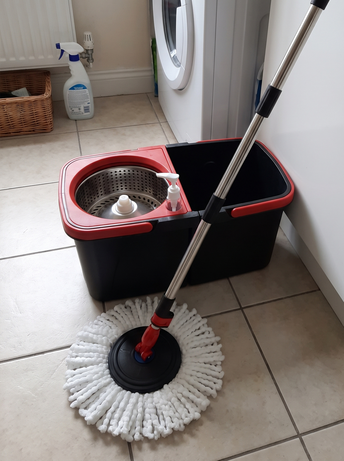 Zeno Black & Red Spin Mop and Bucket Set