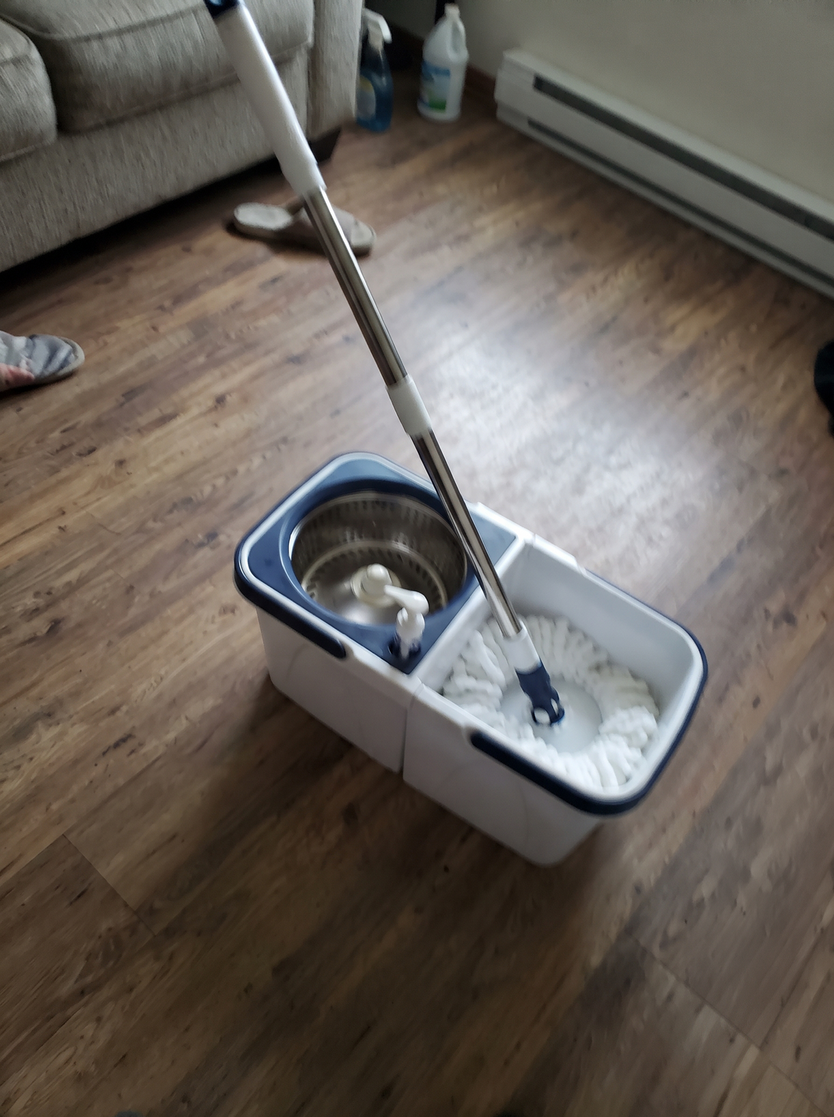 Zeno White & Blue Spin Mop and Bucket Set